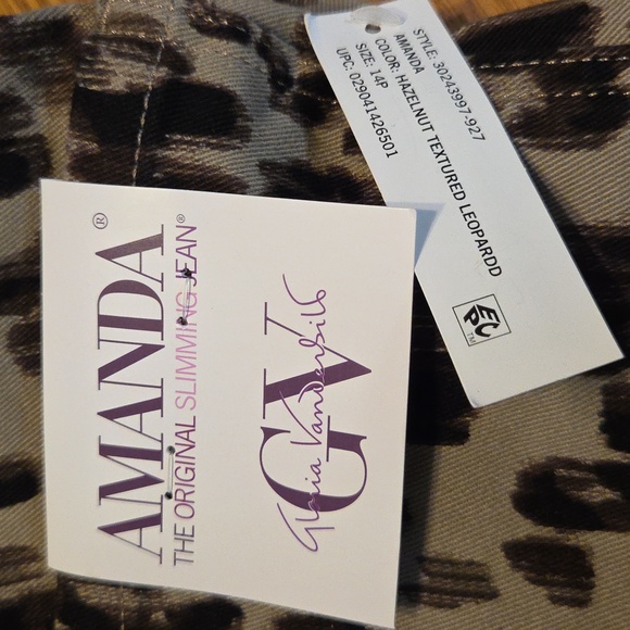 NWT "Gloria Vanderbilt" Amanda Slimming Jeans Petite Sizes 14P or 16P - Picture 7 of 9